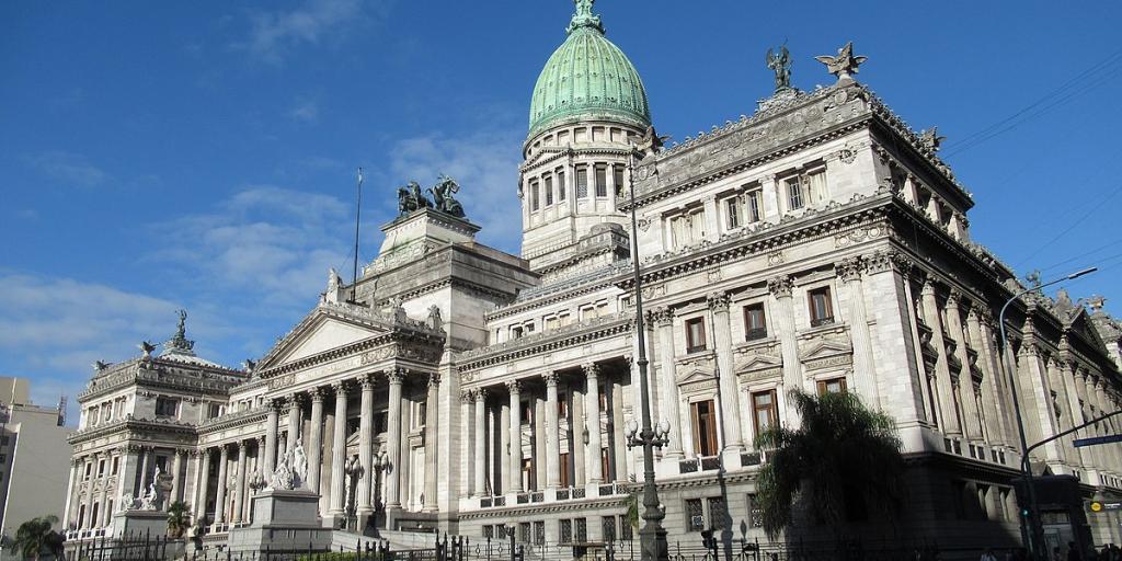 Comienza a debatirse el proyecto de Ley Ómnibus enviado por el Ejecutivo al Congreso