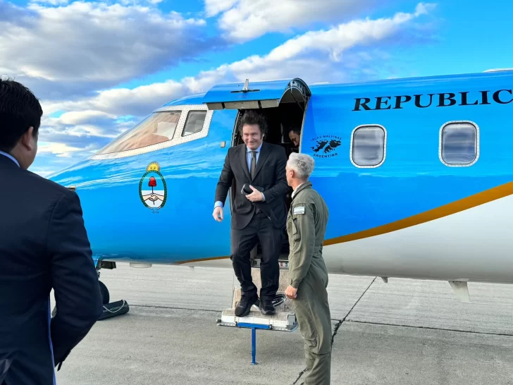 Javier Milei viajó a Ushuaia para reunirse con la jefa del Comando Sur de Estados Unidos