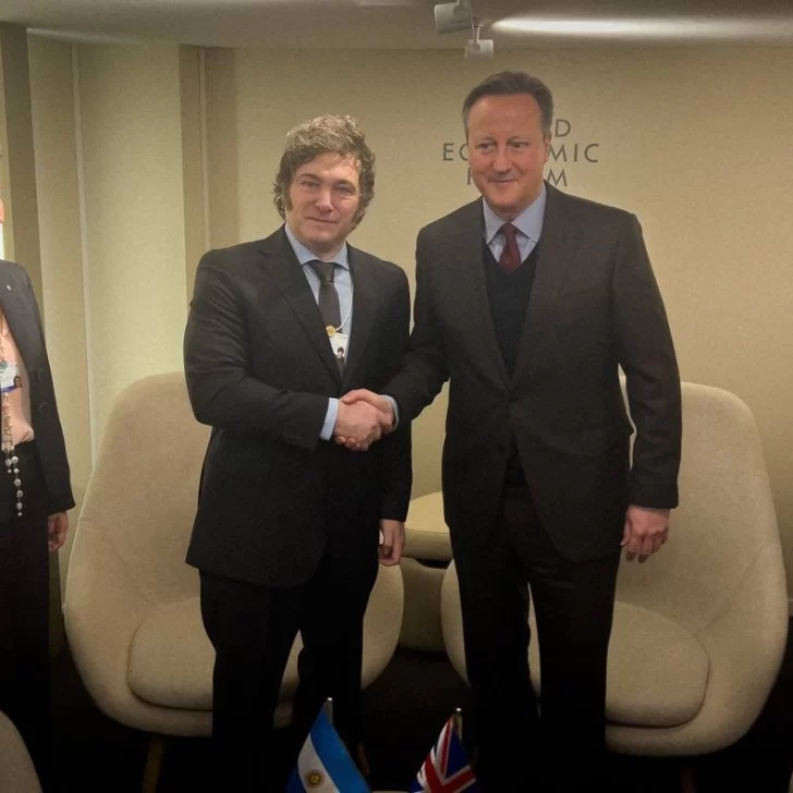 Javier Milei se reunió con el canciller del Reino Unido, David Cameron Javier Milei se reunió con el canciller del Reino Unido, David Cameron