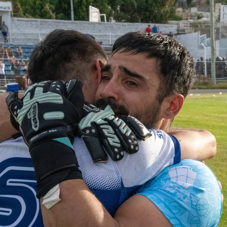 Hugo Barrientos, entrenador de Jorge Newbery: “Vamos paso a paso”