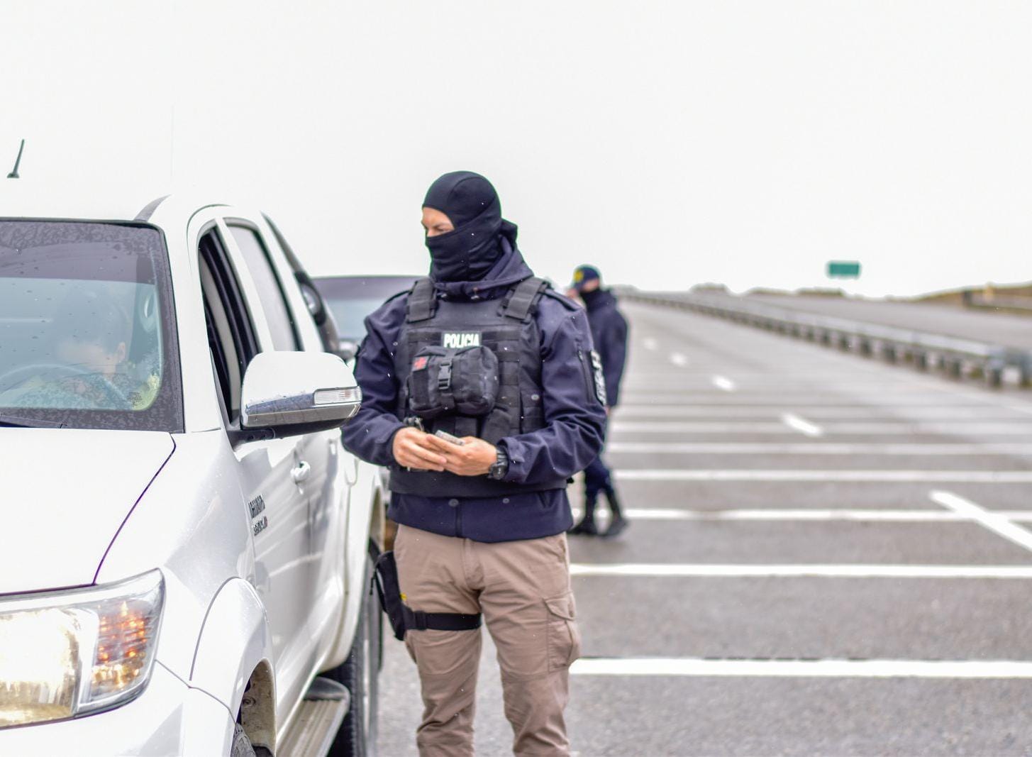 Durante controles en Güer Aike, detuvieron a tres hombres que eran
