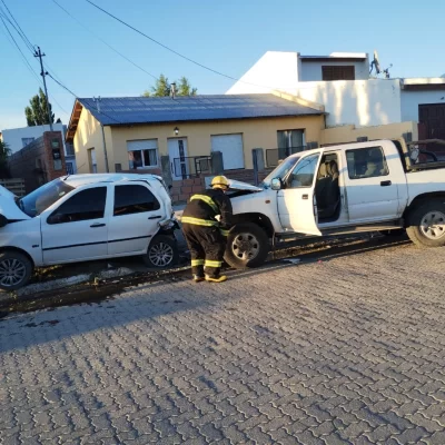 Gobernador Gregores: robó una camioneta y la chocó alcoholizado