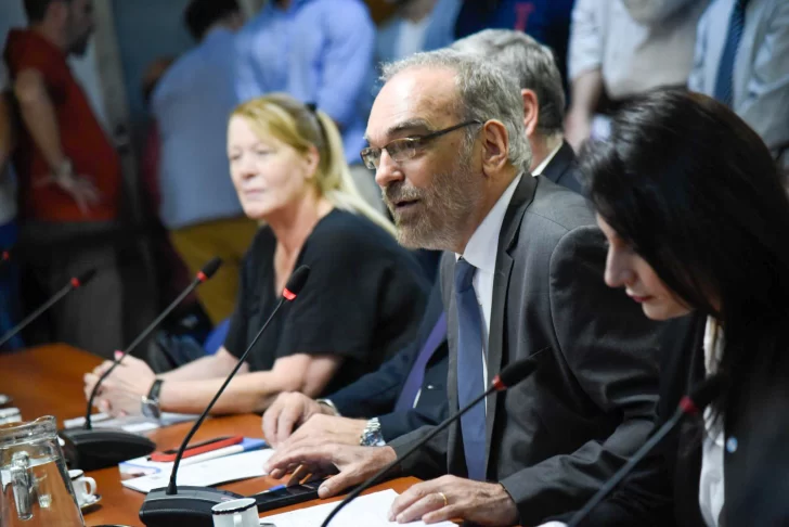 Fernando Iglesias pidió sancionar a diputadas que increparon a José Luis Espert