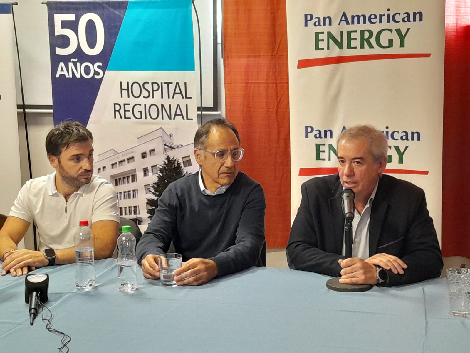 entrega-de-insumos-area-oncologica-hospital-de-comodoro-rivadavia-othar-ignacio-torres-pan-american-energy-10-728x546