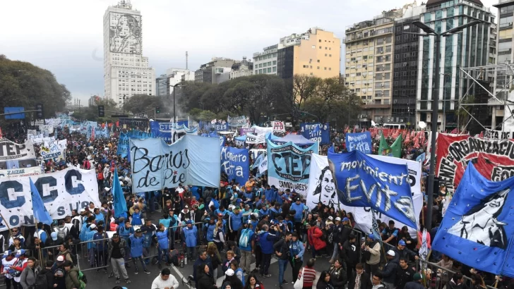 Movimiento sociales realizan jornada nacional de lucha en vísperas del paro del 24