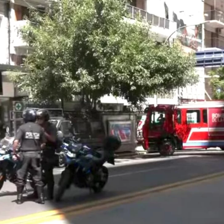 Un hombre se atrincheró en una terraza de Recoleta con su hijo que tiene autismo