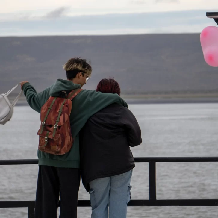 Día de San Valentín: inolvidable tarde de amor en la costanera de Río Gallegos