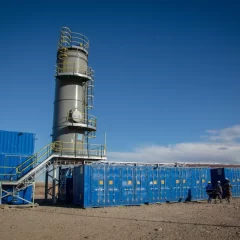 YPF confirmó la venta de Manantiales Behr a Rovella Capital por US$ 575 millones