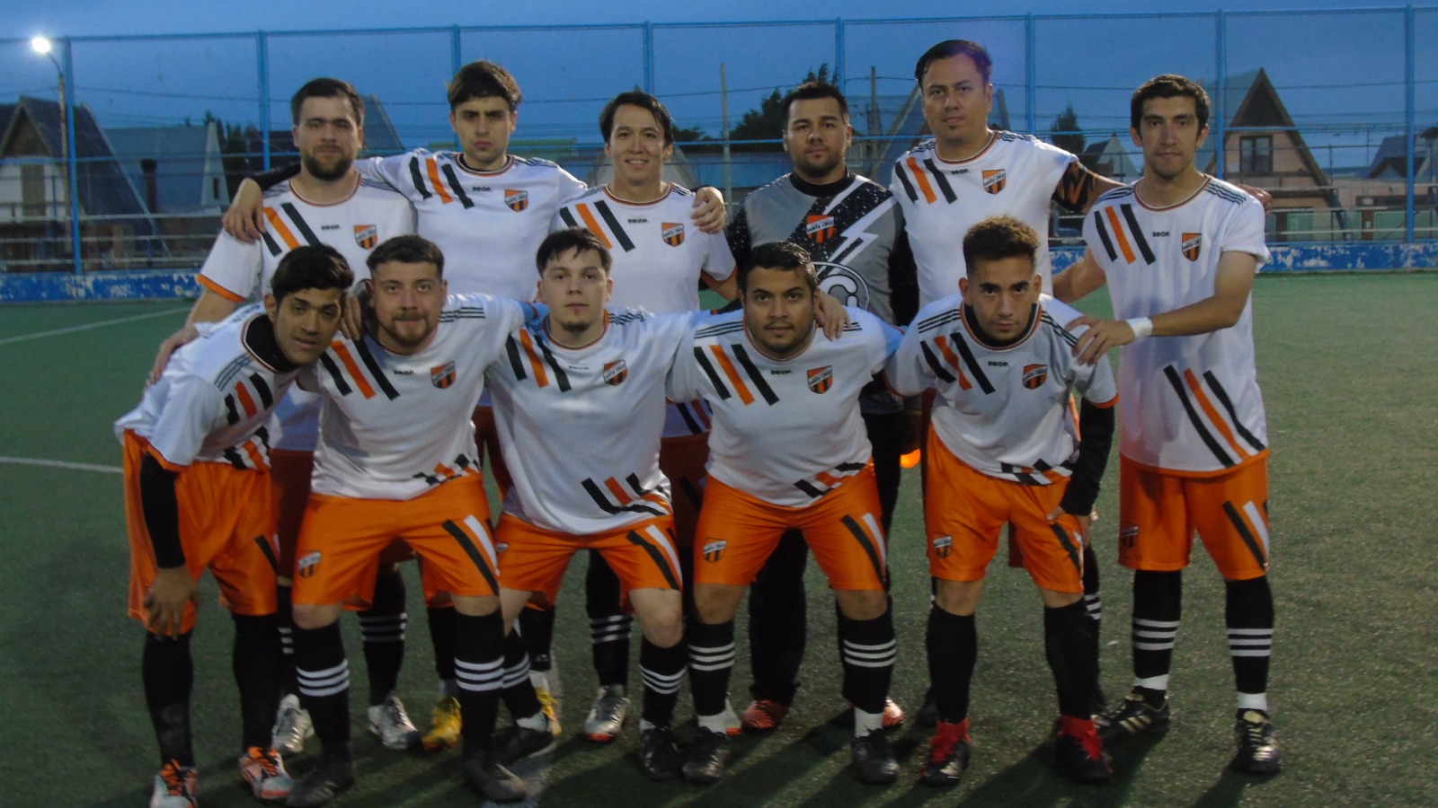 En la vuelta del fútbol barrial de Río Gallegos, Santa Cruz superó por 5-2 a Los Pibes En la vuelta del fútbol barrial de Río Gallegos, Santa Cruz superó por 5-2 a Los Pibes