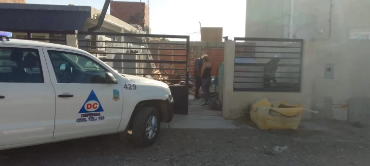 Por los fuertes vientos, Defensa Civil intervino en distintos puntos de Comodoro