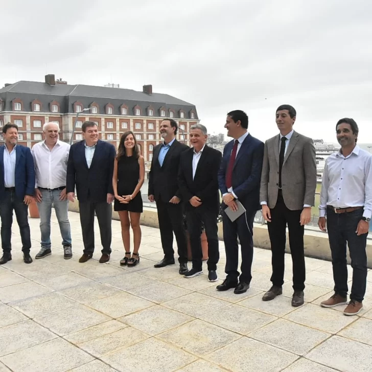 Dirigentes de todo el arco político compartieron un desayuno Mar del Plata por los 150 años de la ciudad