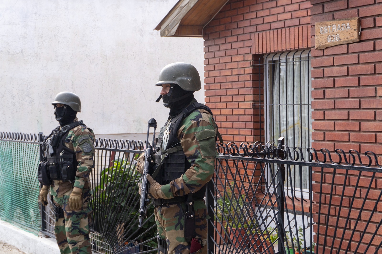 Allanamiento en Río Gallegos por violación de domicilio y tenencia de arma Allanamiento en Río Gallegos por violación de domicilio y tenencia de arma