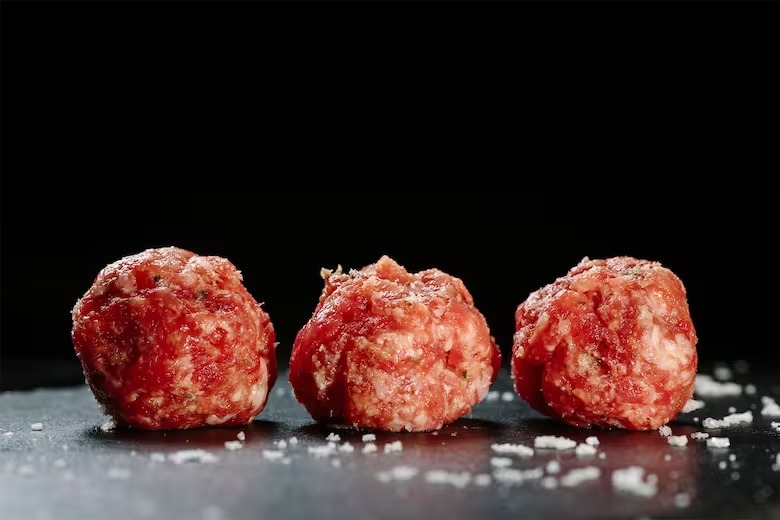 albondigas-carne-picada-cruda-728x485