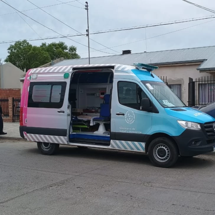 Rescataron a una abuela de 84 años que quedó atrapada en el baño de su casa en Río Gallegos