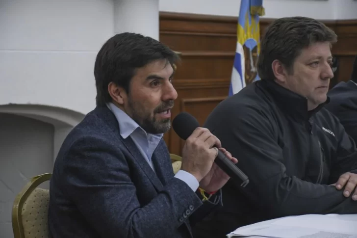 Gustavo Coronel: “El deporte necesita un reordenamiento”, dijo el nuevo secretario de Deportes de Santa Cruz