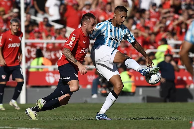 independiente-racing-clasico-partido-de-futbol-2-728x485