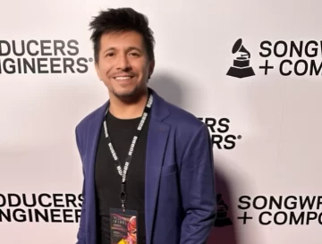 Leandro Álvarez, el productor musical ganador del Grammy, fue reconocido como Ciudadano Ilustre de Río Gallegos