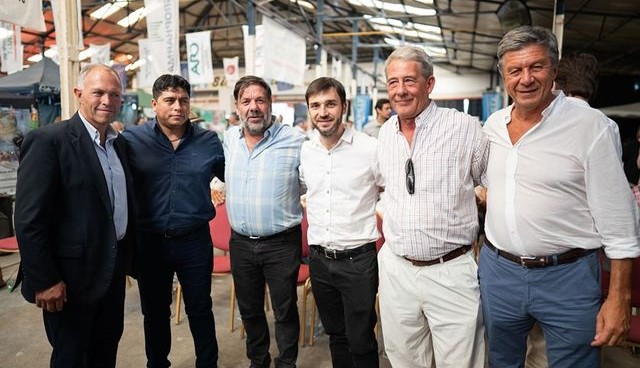 nacho-torres-claudio-vidal-sociedad-rural-comodoro-rivadavia-4