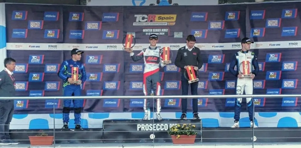 Ignacio Montenegro, en su debut, se llevó el primer puesto en el TCR Spain