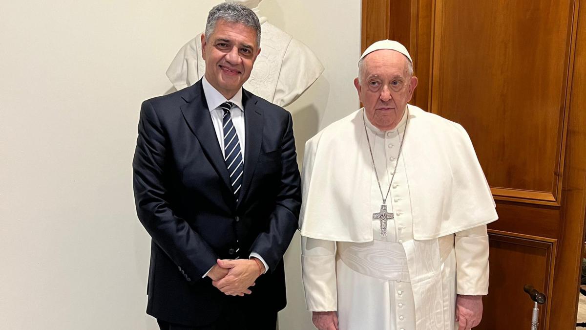 Papa Francisco le pidió a Jorge Macri “trabajar en reconstruir el diálogo”