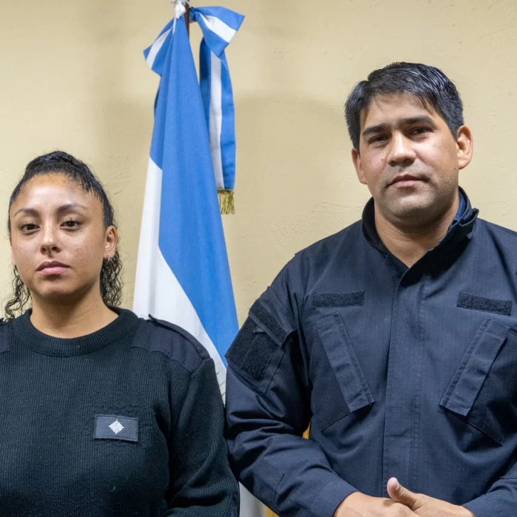 Hablaron los policías héroes: “Uno piensa en salvar la vida del bebé y deja a un lado la desesperación” Hablaron los policías héroes: “Uno piensa en salvar la vida del bebé y deja a un lado la desesperación”