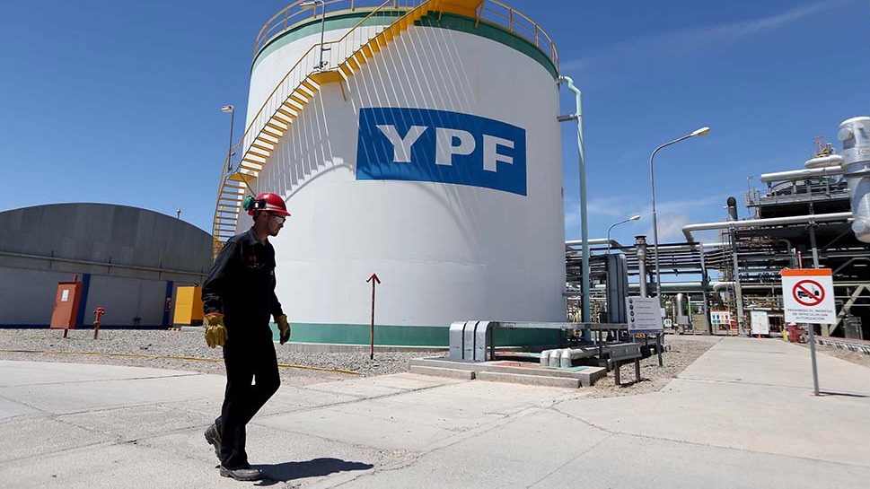 El Gobierno presenta las argumentaciones para apelar el fallo por el caso YPF El Gobierno presenta las argumentaciones para apelar el fallo por el caso YPF
