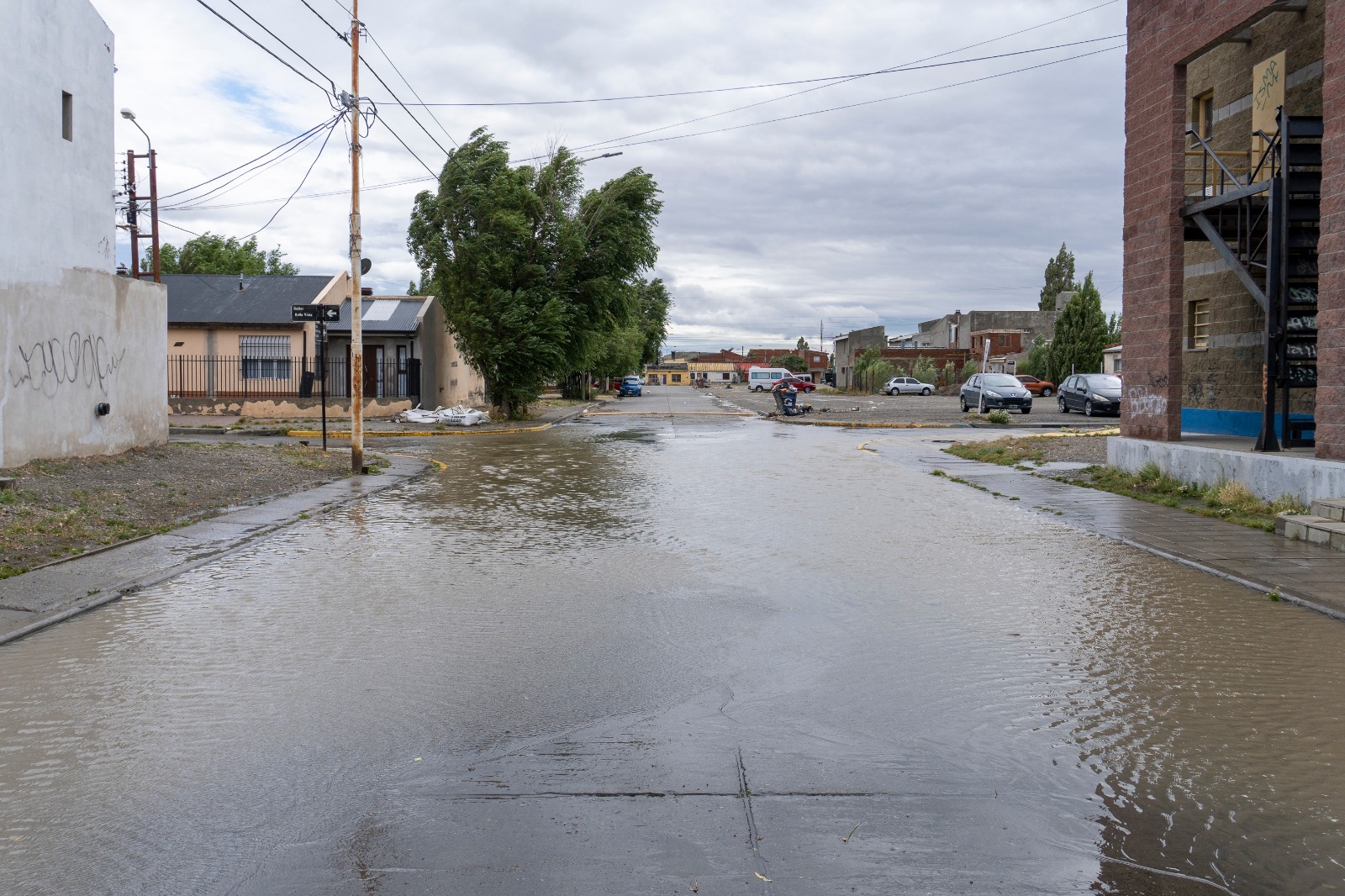 Alerta naranja por vientos y tormentas: hasta cuándo habrá ráfagas fuertes y lluvias en Santa Cruz