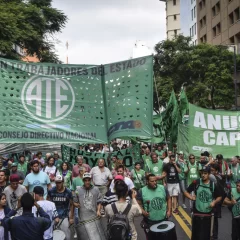 ATE convocó a paro tras la baja de contratos que anunció Milei