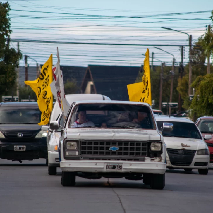 A un año del hecho, harán una caravana por Rodrigo Oyarzo A un año del hecho, harán una caravana por Rodrigo Oyarzo