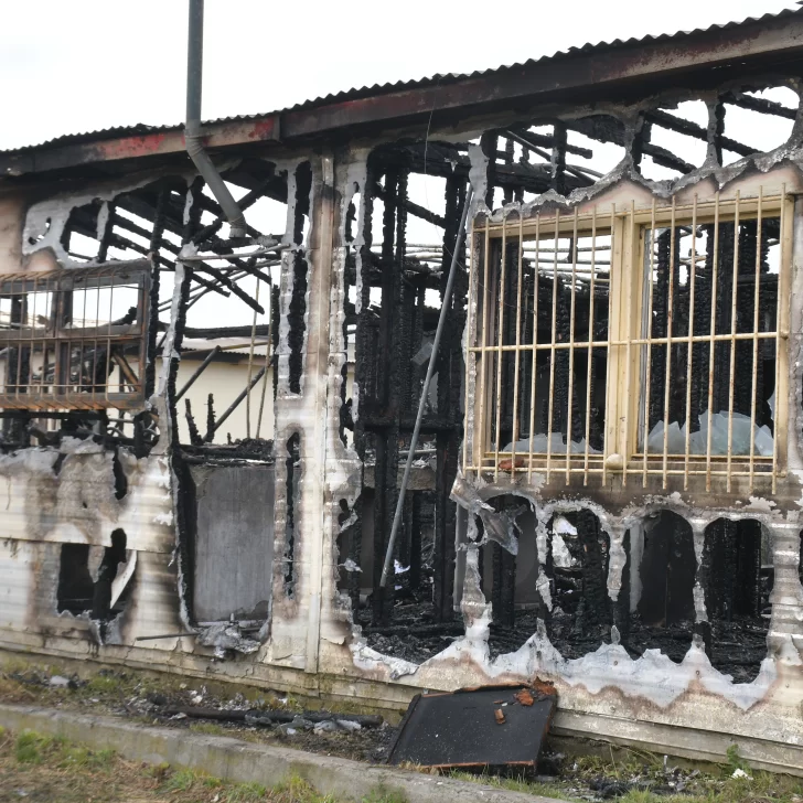 El día después del hecho: así quedó el predio de la UNPA tras el incendio intencional del jueves