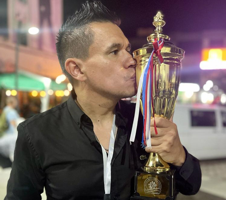 Daniel-Uribe-9-728x645