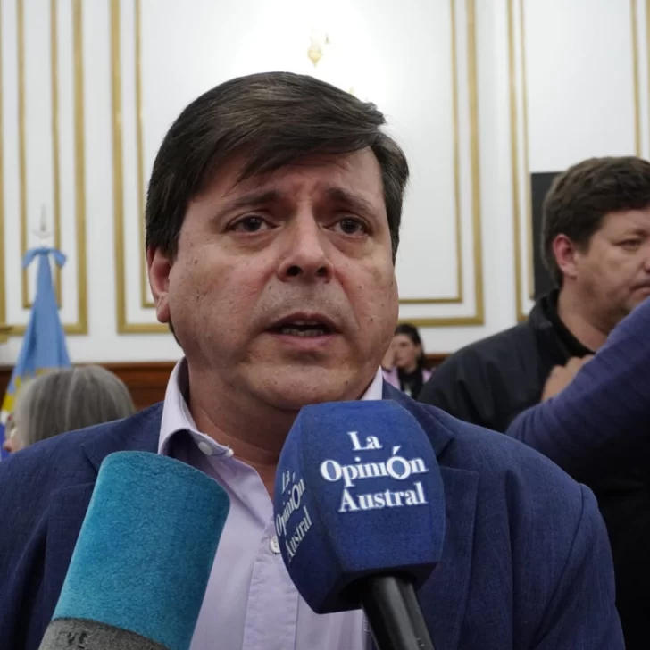 Leguizamón aclaró que no va a renunciar y ¿chicaneó a Luxen?