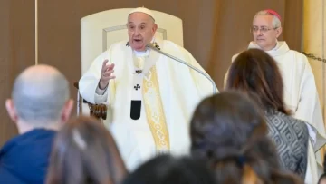 El Papa Francisco criticó al Gobierno: “En vez de pagar la justicia social, pagó el gas pimienta”