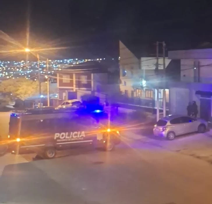 Allanaron una casa por ruidos molestos y confiscaron equipos de música