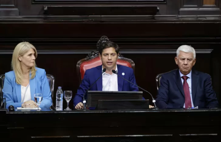 Axel Kicillof arremetió contra Milei y el Pacto de Mayo: “Si es para las fotos arranquen nomás si no llegamos”