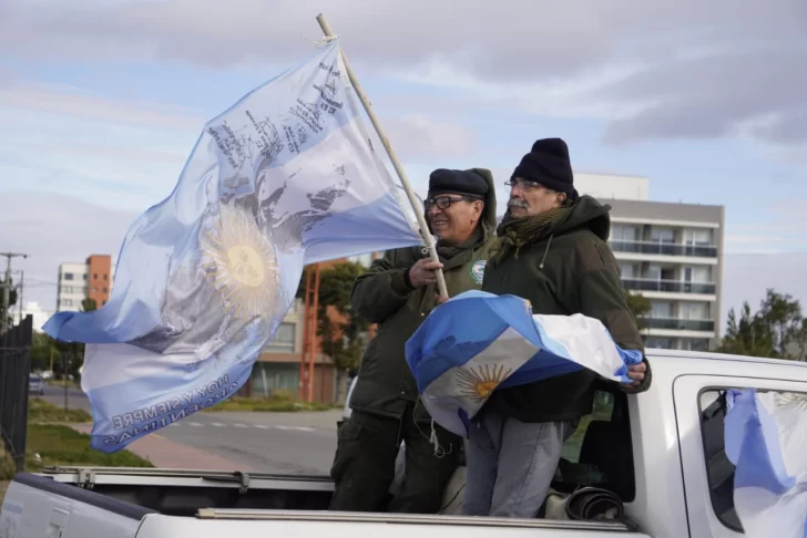 A 42 años de la gesta: comenzó la caravana “Malvinas por siempre Argentina” en Río Gallegos