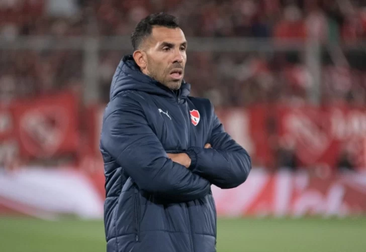 Independiente perdió ante Deportivo Riestra y Carlos Tevez suspendió la conferencia de prensa