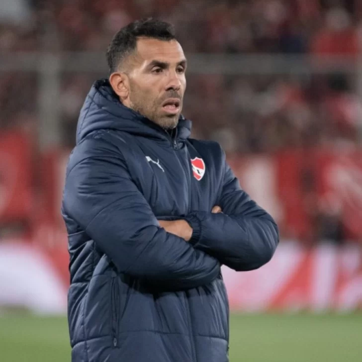 Independiente perdió ante Deportivo Riestra y Carlos Tevez suspendió la conferencia de prensa