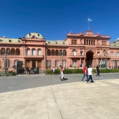 El Gobierno no descarta la posibilidad de incorporar temas a los puntos del Pacto de Mayo