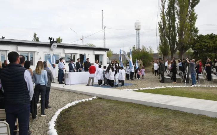 Los alumnos del colegio en Paraje Las Vegas comenzarán las clases en la Escuela del Viento