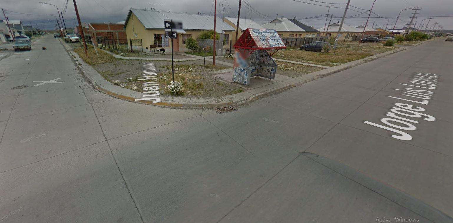 Mujer sufrió lesiones graves tras un choque en Río Gallegos Mujer sufrió lesiones graves tras un choque en Río Gallegos