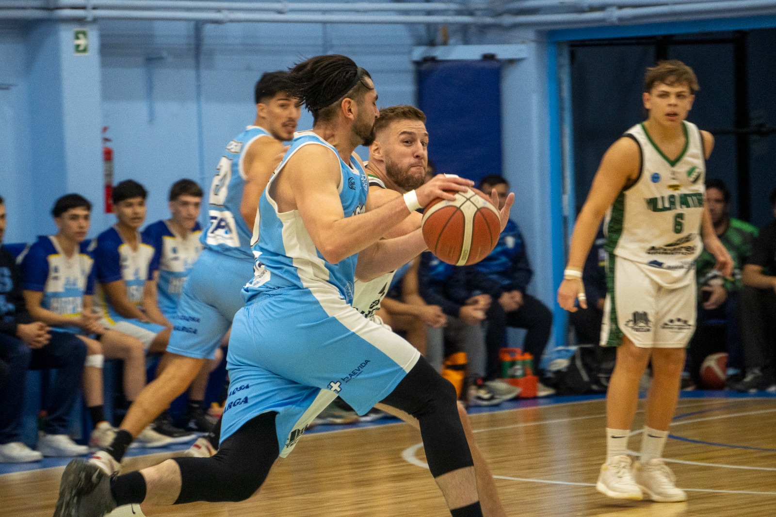 En un partidazo, Hispano Americano cayó ante Villa Mitre y jugará la reclasificación