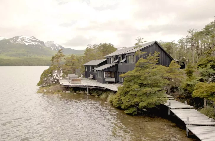 isla-de-francis-mallmann-en-patagonia-margot-robbie-argentina-13-728x478