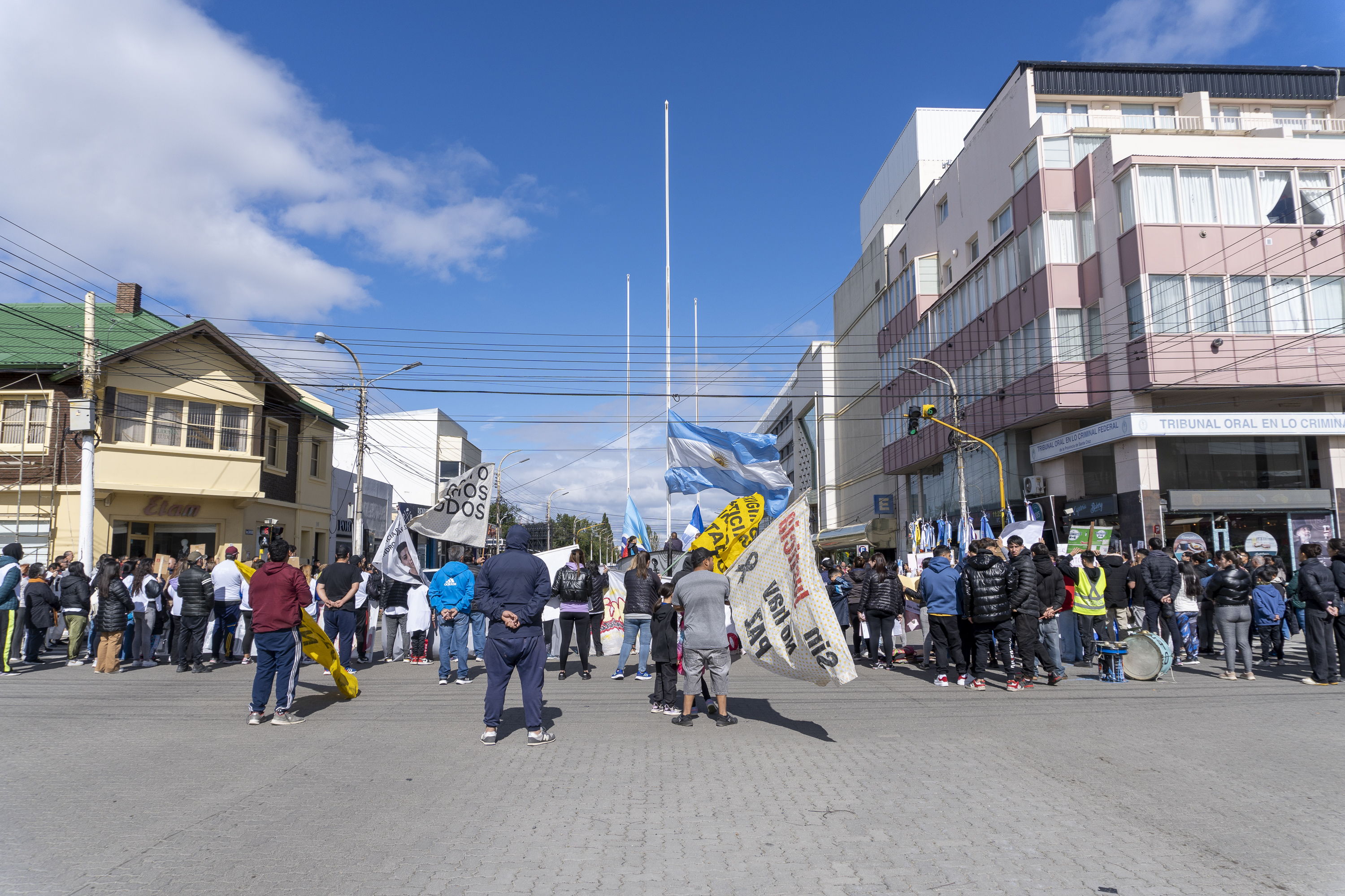 izamiento-3-de-marzo-de-2024-8-728x485