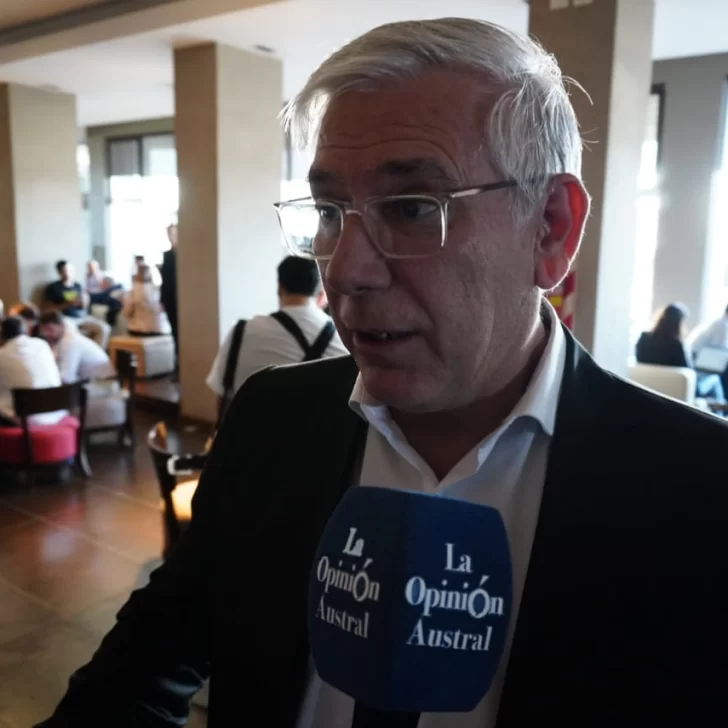 Julio Gutierrez: “Sin respeto a las autoridades y a la sociedad es difícil concretar algo” Julio Gutierrez: “Sin respeto a las autoridades y a la sociedad es difícil concretar algo”