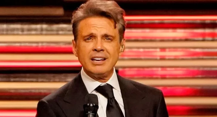 Los fanáticos de Luis Miguel furiosos con el cantante por abandonar su show: “Estafa”