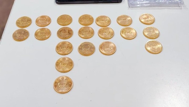 AFIP detectó monedas de oro sin declarar valuadas en $50 millones en el Buquebus