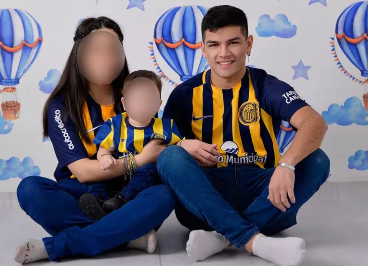 El último posteo del playero asesinado: “Todo mi apoyo al León, es el único capaz de hacernos salir de este agujero” El último posteo del playero asesinado: “Todo mi apoyo al León, es el único capaz de hacernos salir de este agujero”