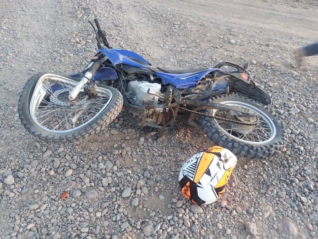 Chocó a un motociclista y se dio a la fuga: es intensamente buscado por la Policía