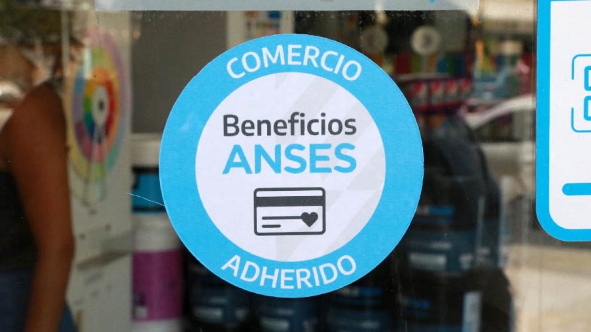 Beneficios Anses: quiénes acceden a un 10% de reintegro en compras con tarjeta de débito